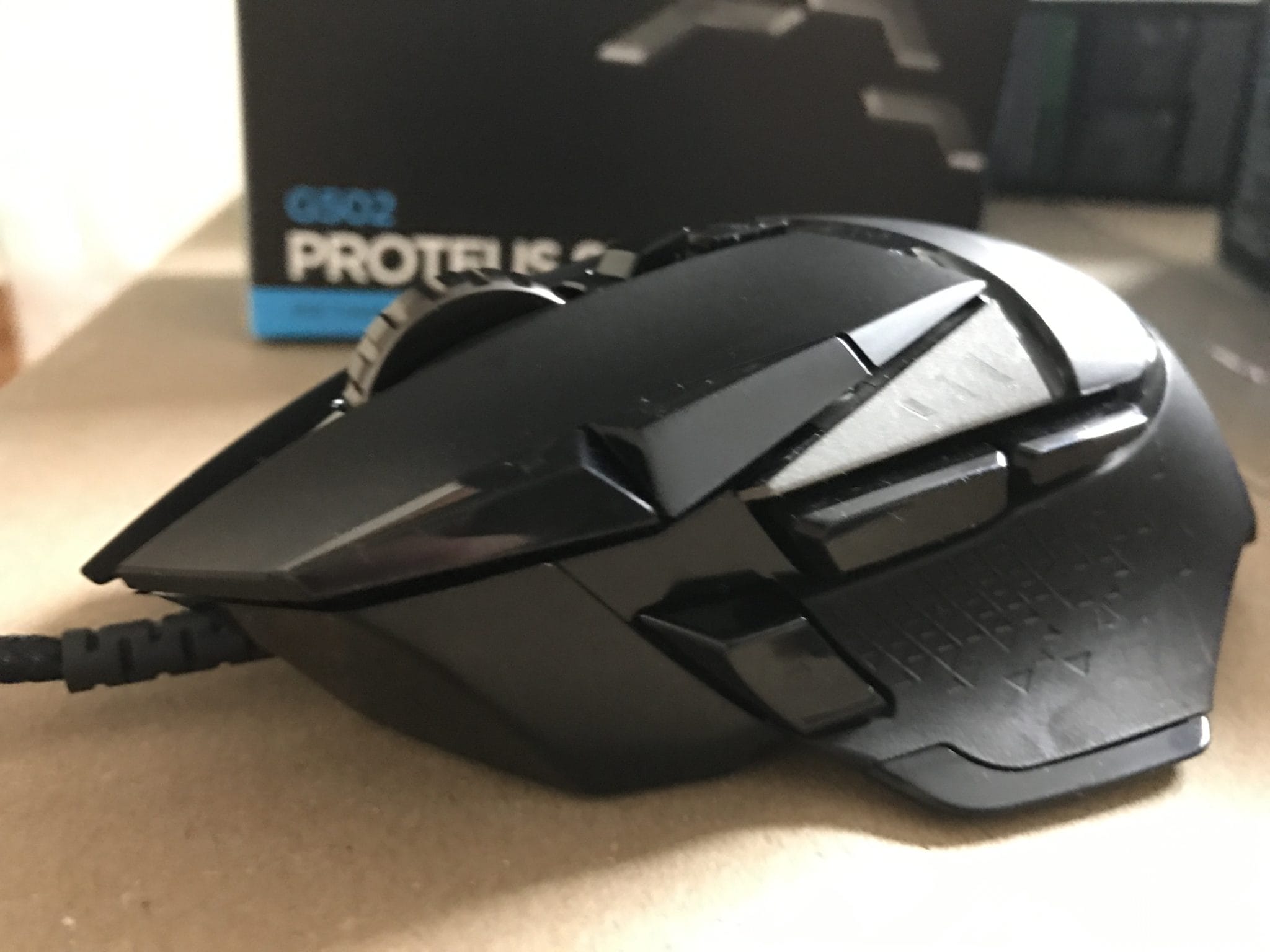 Logitech G502 Proteus Seitenansicht
